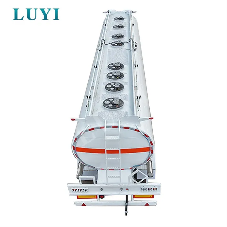 Νέο ρυμουλκούμενο από ανθρακούχο ατσάλι με 3 άξονες