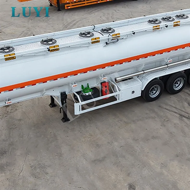 New Design Three Axle Fuel Tank Trailer factory New Design Three Axle Fuel Tank Trailer factory
